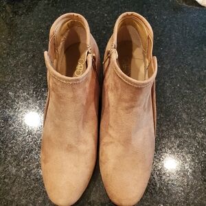 Cato suede tan booties size 6